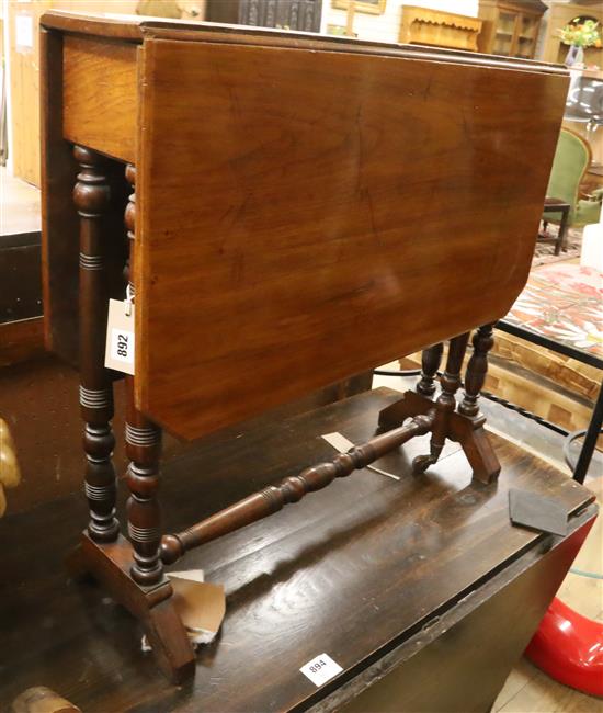 A late Victorian walnut Sutherland table W.72cm